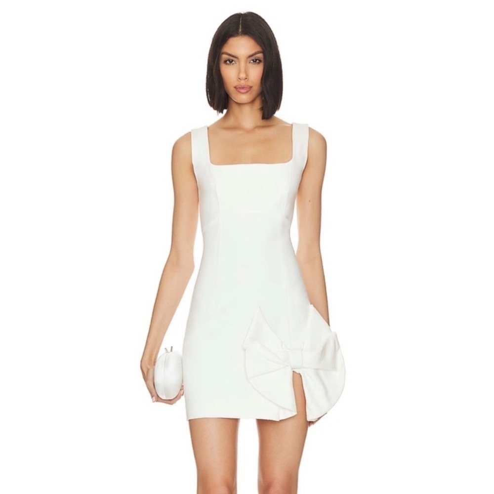 Elliatt Rays Mini Dress Ivory - Picture 1 of 7